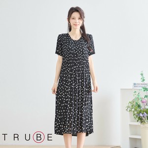 【2025新作】【M〜L】ドットプリントプリーツワンピース(N82-281)（1号店）FM1