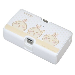 【スマホアクセ】ちいかわ Lightning/Type-Cコネクタ付き リチウムイオン充電器 4000mAh うさぎ
