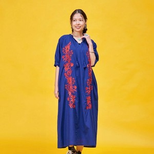 洋装/连衣裙 泡泡袖 刺绣 花朵 洋装/连衣裙 棉