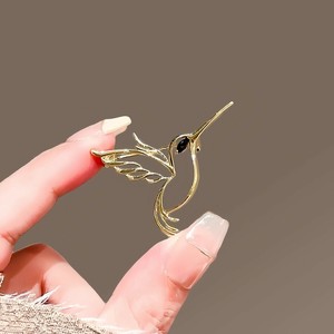 鳥　花　ブローチ 卒業式  おしゃれ ブローチ とり 服装 入学式 入園式  結婚式 華やか　ブローチ キラキラ