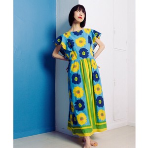 【2025年　Summer　予約商品】ワンピース　ビッグフラワー