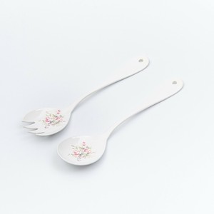 ＜新作・予約＞【日本製】ビビアン　サラダスプーン&フォーク［ホーロー/花柄/カントリー雑貨/イマン］