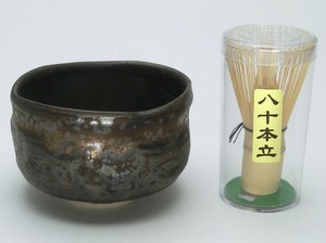抹茶碗　金麗　茶筅付【日本製　美濃焼】（磁器　お茶　インバウンド）