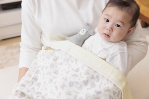 Pre-order Babies Accessories Reversible Gauze Blanket Made in Japan