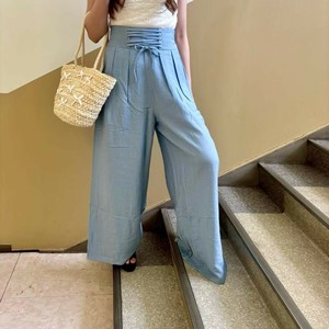 ウエスト編み込み紐デザイン　涼しげなタック入りワイドパンツ