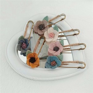 ブローチ 花 雑貨  おしゃれ ブローチ ぬいぐるみ キノコ 服装 入学式 入園式  結婚式 華やか