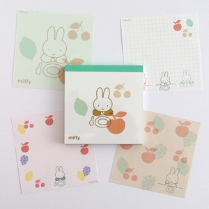 【miffy】 メモパッド・スクエア（fruits）