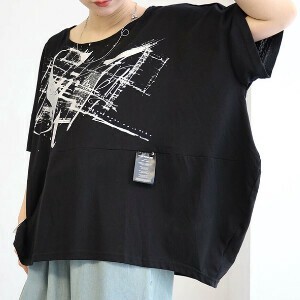 2025年新商品 T 恤/上衣 Design
