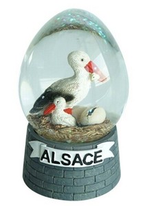 Alsace snowball 6cm　スノードーム　アルザス　こうのとり　親子