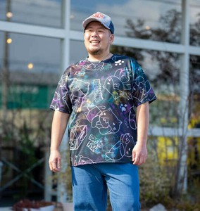 NECOBUCHI-SAN ビッグサイズ DRYハニカムメッシュ昇華総柄半袖Tシャツ ブラック