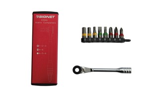 車載工具に最適 ミニラチェセット レッド