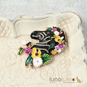 Brooch Flower Ladies fashion Colorful Zebra Sparkle Rhinestone Brooch