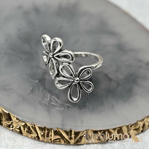 Ring Flower Ladies fashion Rings Presents