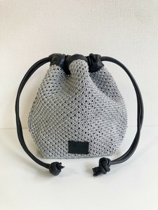 新作★【Swaraj】/手編みのメタリックマクラメ巾着・レザーコンボ
