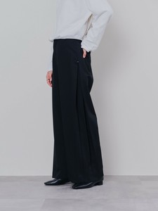 サイドプリーツ配色ステッチパンツ