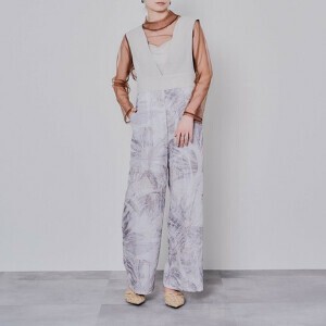 リーフプリントパンツ　オールインワン