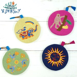 ミラー刺繍 ミニまるポーチ【フェアトレード】【インドの手刺繍】