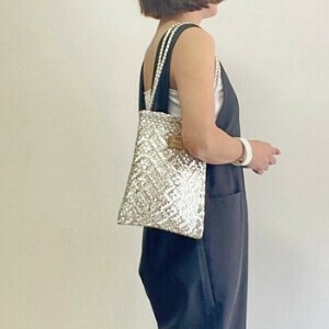 新作★【Swaraj】手編みメッシュレザー・ショルダーBAG  (山羊革)本革