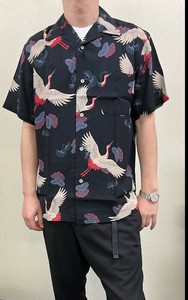 当社夏定番レーヨンアロハオープンカラーシャツ(鶴)