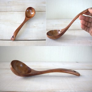 手頃なサイズで食卓や鍋の季節に大活躍！【特価・おすすめ】木製/wooden  お玉 茶