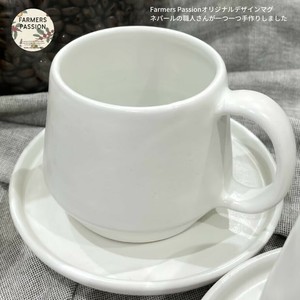 【マグカップとソーサー】ネパール職人が作ったコーヒーマグカップとソーサー／陶器　手作り