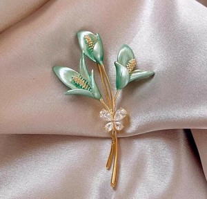 花 ブローチ 卒業式  おしゃれ ブローチ  服装 入学式 入園式  結婚式 華やか　ブローチ キラキラ