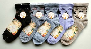 【大特価数量限定】特価婦人バンドル　クルーソックス2P　猫花柄