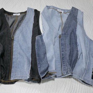 デニムケミカル加工切り替えVベスト（denim chemical processing V vest）2025SS