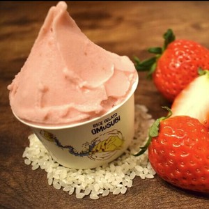 STRAWBERRY ライスミルクジェラート カップアイス 京都丹後コシヒカリ使用  乳製品不使用　ヴィーガン