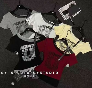 片ベルト付フロントプリント半袖Tシャツ