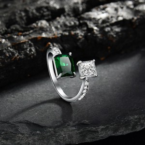 韓国　水晶　リング 指輪　 リング フリーサイズ　シルバー925メッキ S925リング　シルバー925
