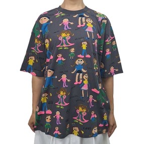 半袖Tシャツ　個性的　プリント　可愛い　人々　ユニーク