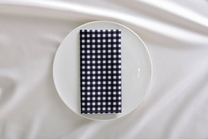 廃番カラーを「数量限定・特価」で販売　テーブルナプキン　チェックブラック