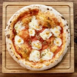 ＜冷凍ピザ ＞石窯ピザ マルゲリータ／無添加、国産小麦 カフェ レストラン