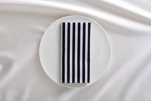 廃番カラーを「数量限定・特価」で販売　テーブルナプキン　レユールブラック
