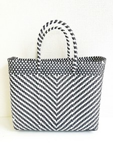 【予約】メキシコ製メルカドバッグ（S）ARROW BLK/WHT