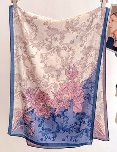 男女兼用 薄型  リバーシブル フラワー柄入り  ストール スカーフ パレオ　　8022