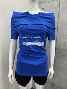 英文字ptオフショルTシャツ