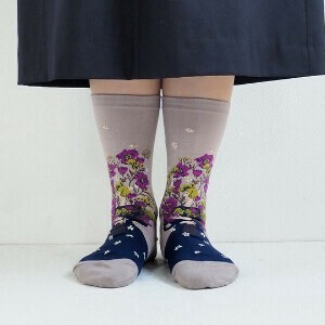 Pre-order Crew Socks Ladies fashion Socks Made in Japan [A/W]