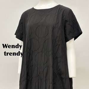 【イタリア製】Wendy 大きめドット刺繍デザイン ゆったりシルエット 半袖ワンピース