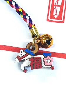 ◇2026年干支◇【”馬九行久☆うまくいく!!★幸運の馬”】ひのきラインストーン福午（小）ラン ストラップ