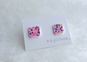 プラバンのスクエアピアス　金属アレルギー対応　ピンク