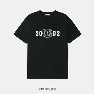 【2025春夏新作】2002ステッチロゴプリントTシャツ＜ユニセックス＞