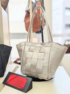 Pre-order Handbag Cattle Leather