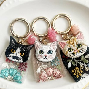 毛並みまで感じる猫刺繍_キーリング CAT key ring