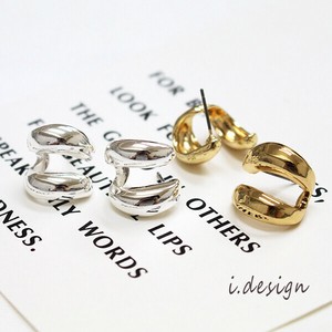 Pierced Earrings Titanium Post Design