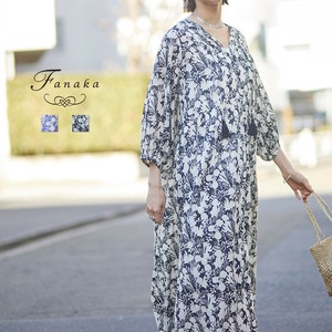 【Fanaka2025SS新作】モノトーンフラワープリントスキッパーワンピース