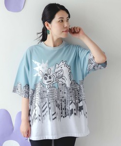 うさクマヒーローごっこ柄Tシャツ