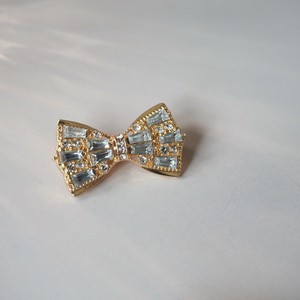 Brooch brooch Crystal