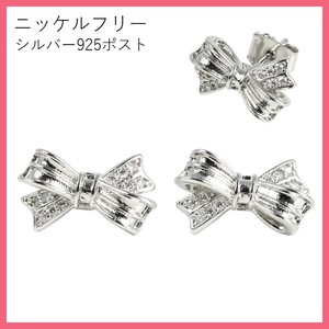 ★【ニッケルフリー　シルバー925ポスト】キュービック リボン ピアス